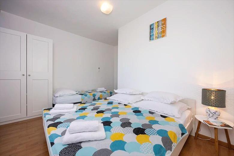 Apartments Irena Tučepi Eksteriør bilde
